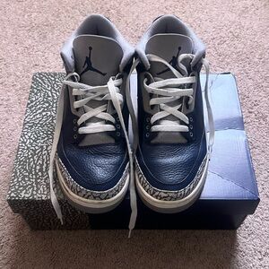 Midnight Jordan 3 Retro